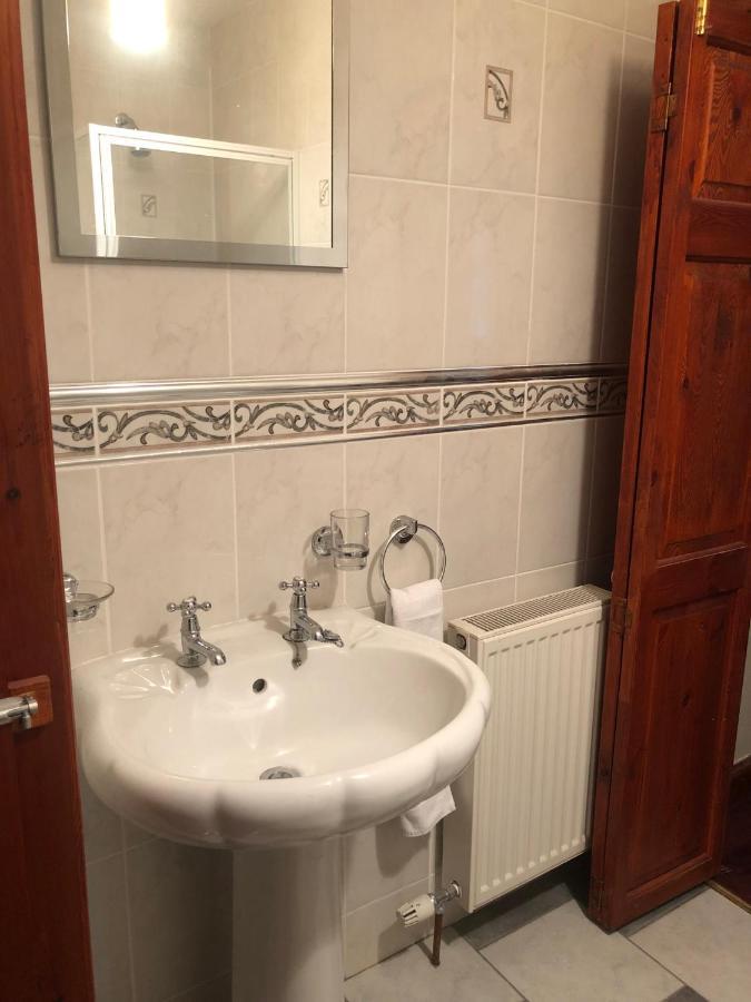 Executive Serviced Apartments 1 Forfar Extérieur photo